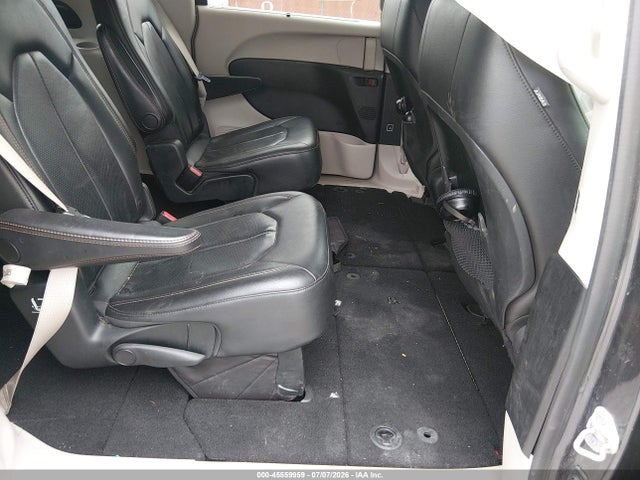 45559959 :رقم المزاد ، 2C4RC1BG6JR258822 vin ، 2018 Chrysler Pacifica Touring L مزاد بيع