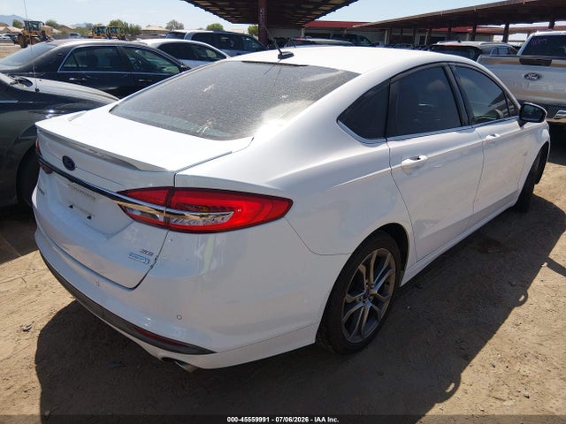 3FA6P0HD9HR387467 Ford FUSION SE