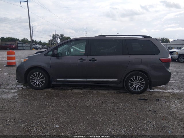 5TDYZ3DC4LS053770 Toyota SIENNA XLE