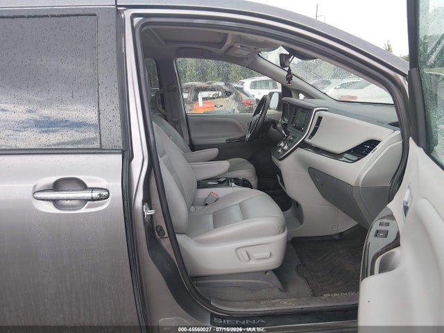 5TDYZ3DC4LS053770 Toyota SIENNA XLE