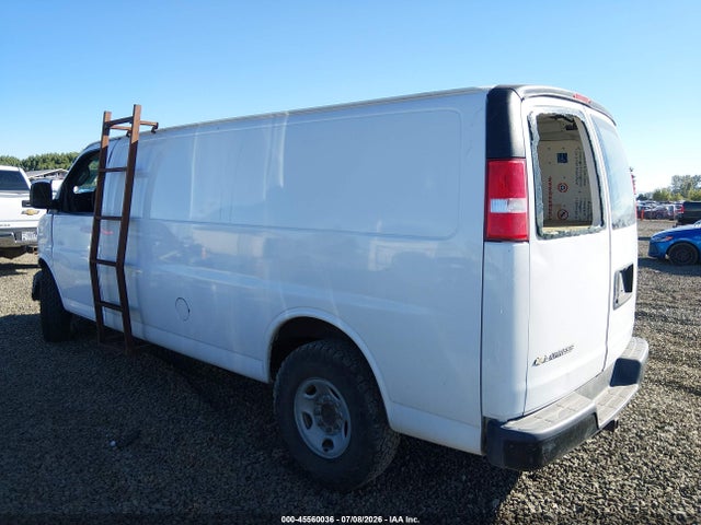 45560036 :رقم المزاد ، 1GCWGBFFXH1255953 vin ، 2017 Chevrolet Express 2500 1wt مزاد بيع