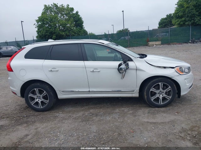 Aukcja sprzedaży 2015 Volvo Xc60 T6 Platinum, vin: YV4902RD0F2626375, numer aukcji: 45560085