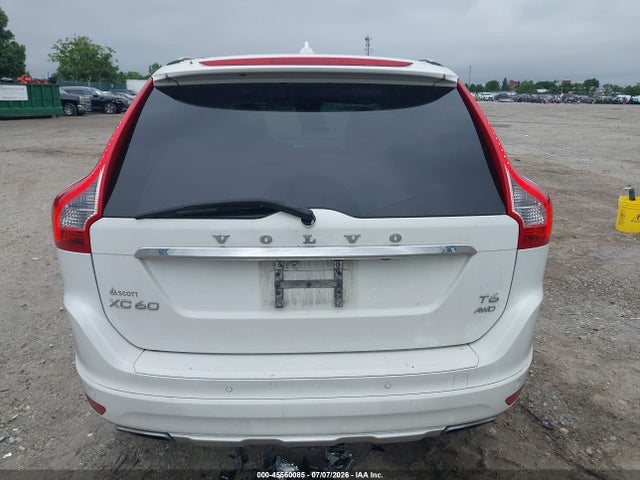 Aukcja sprzedaży 2015 Volvo Xc60 T6 Platinum, vin: YV4902RD0F2626375, numer aukcji: 45560085