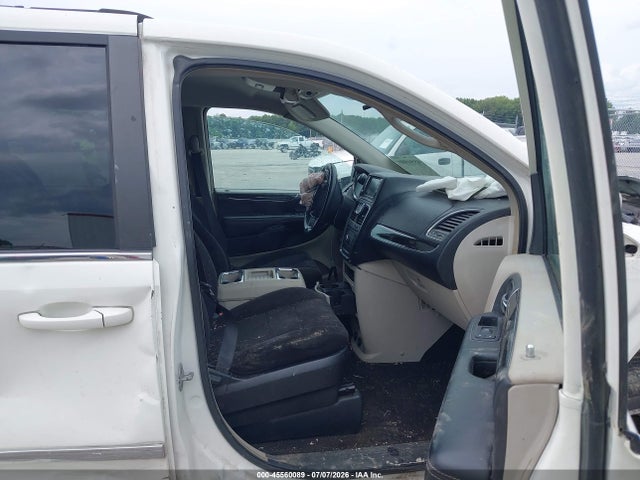 2011 Chrysler Town & Country Touring მანქანა იყიდება აუქციონზე, vin: 2A4RR5DG0BR649107, აუქციონის ნომერი: 45560089