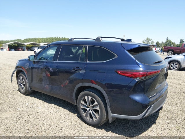 Toyota Highlander Xle 2021 5TDHZRBH7MS524846 Image 3