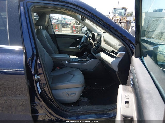 Toyota Highlander Xle 2021 5TDHZRBH7MS524846 Image 5