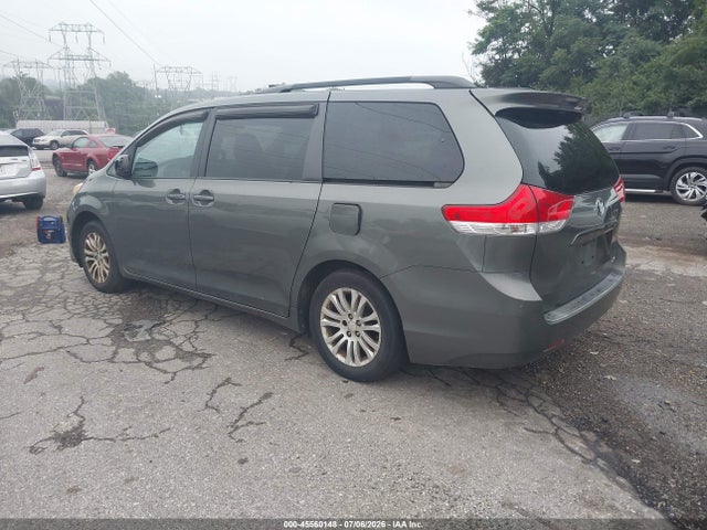 Aukcja sprzedaży 2011 Toyota Sienna Xle V6, vin: 5TDYK3DC4BS058275, numer aukcji: 45560148