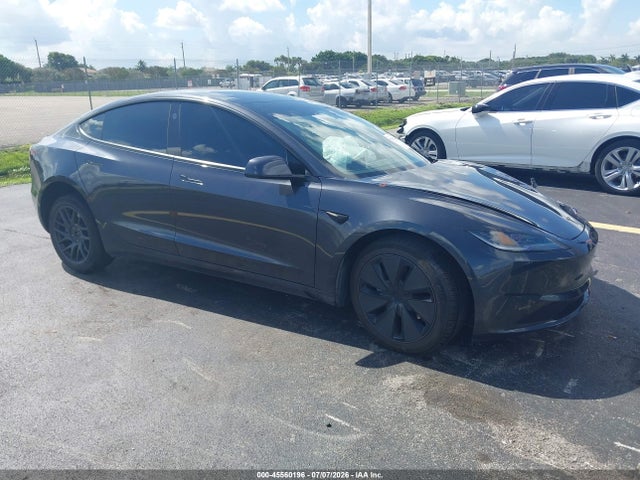 2026 Tesla Model 3 მანქანა იყიდება აუქციონზე, vin: 5YJ3E1EA5TF117536, აუქციონის ნომერი: 45560196