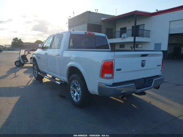 45560235 :رقم المزاد ، 1C6RR7NM3GS326334 vin ، 2016 Ram 1500 Laramie مزاد بيع