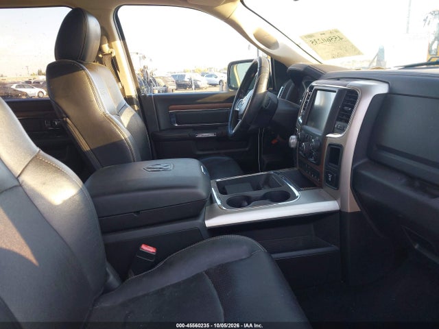 45560235 :رقم المزاد ، 1C6RR7NM3GS326334 vin ، 2016 Ram 1500 Laramie مزاد بيع