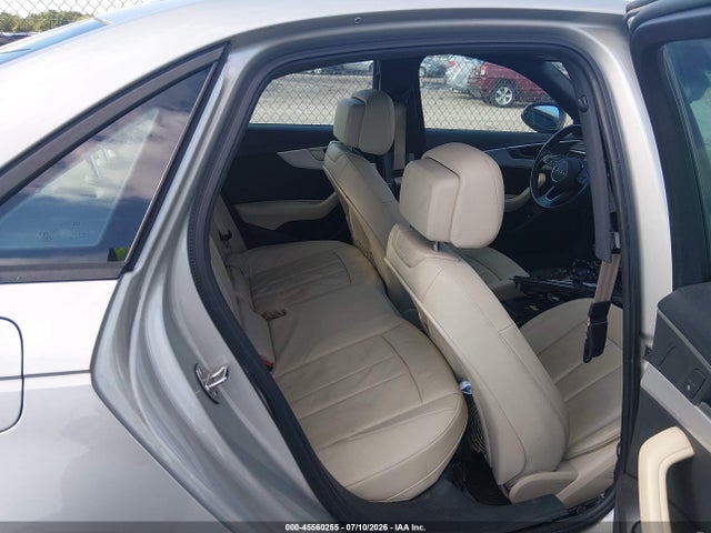 Продажа на аукционе авто 2017 Audi A4 Premium, vin: WAUGNAF40HN057147, номер лота: 45560255