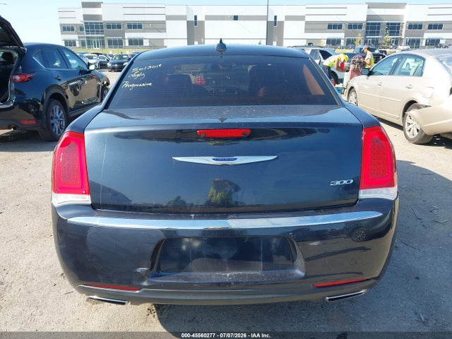 45560277 :رقم المزاد ، 2C3CCAEG6KH686502 vin ، 2019 Chrysler 300 Limited مزاد بيع