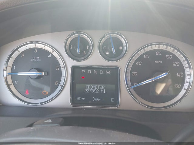 Продажа на аукционе авто 2010 Cadillac Escalade Luxury, vin: 1GYUKBEF2AR270536, номер лота: 45560280