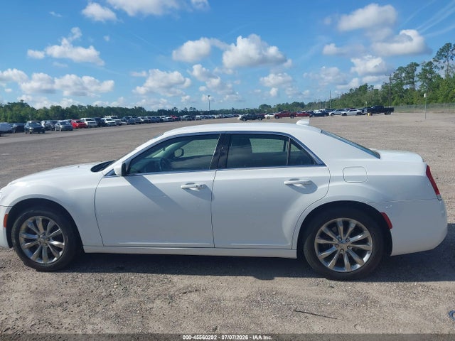 2018 Chrysler 300 Touring Awd მანქანა იყიდება აუქციონზე, vin: 2C3CCARG6JH309094, აუქციონის ნომერი: 45560292