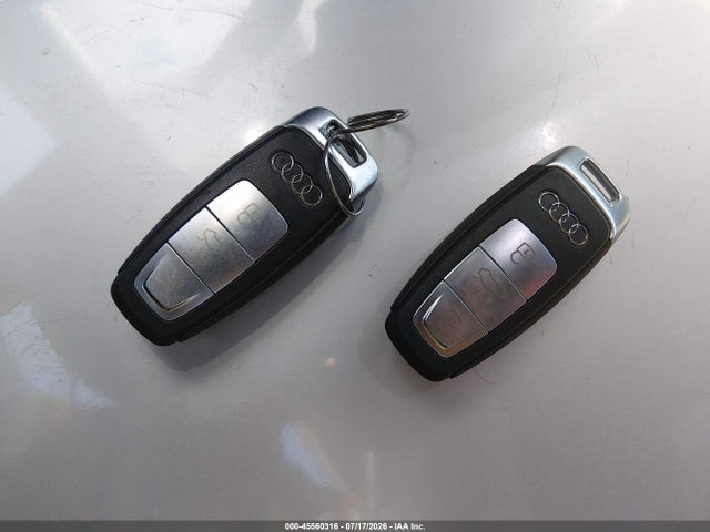 45560316 :رقم المزاد ، WA1BCBFZ3PP005917 vin ، 2023 Audi Q4 E-tron Premium Plus 40 Rwd مزاد بيع