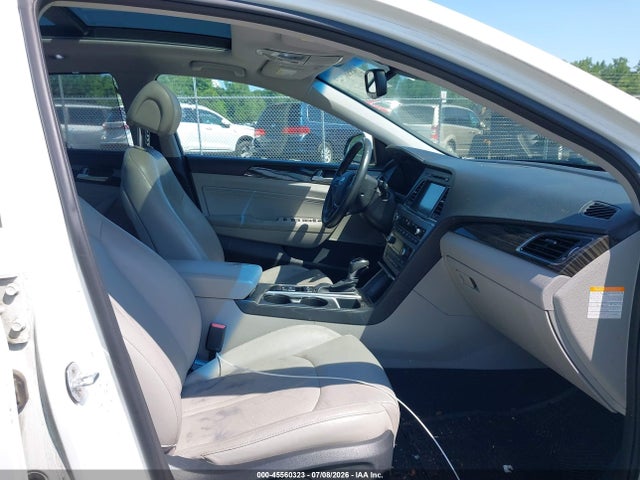 2017 Hyundai Sonata Hybrid Limited მანქანა იყიდება აუქციონზე, vin: KMHE34L1XHA056117, აუქციონის ნომერი: 45560323
