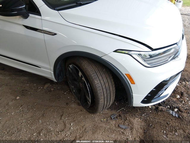 Продаж на аукціоні авто 2024 Volkswagen Tiguan 2.0t Se R-line Black, vin: 3VVCB7AX9RM192056, номер лоту: 45560341