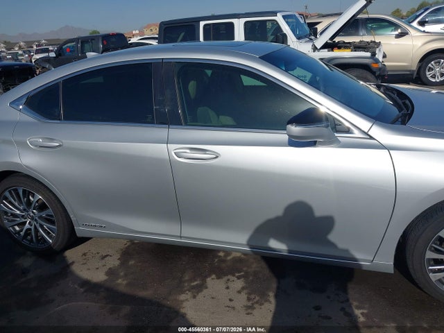 Продаж на аукціоні авто 2019 Lexus Es 300h, vin: JTHB21B16K2023433, номер лоту: 45560361