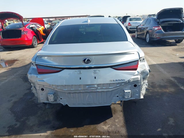 Lexus ES 300H 2019 JTHB21B16K2023433 Image 6