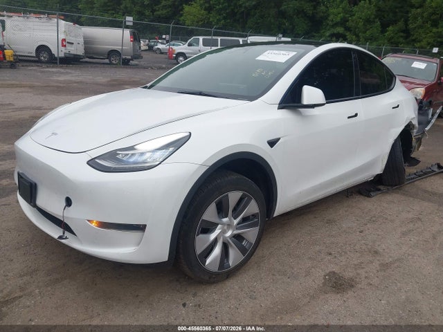 Продажа на аукционе авто 2023 Tesla Model Y Awd/long Range Dual Motor All-wheel Drive, vin: 7SAYGDEEXPA063483, номер лота: 45560365