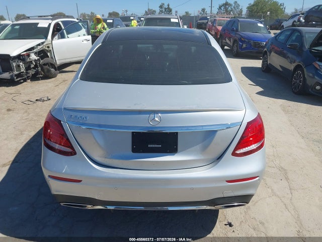 Mercedes-Benz E 300 2017 WDDZF4JB2HA234567 Image 16