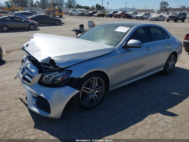 Mercedes-Benz E 300 2017 WDDZF4JB2HA234567 Image 2