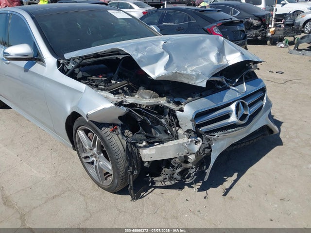 Mercedes-Benz E 300 2017 WDDZF4JB2HA234567 Image 6
