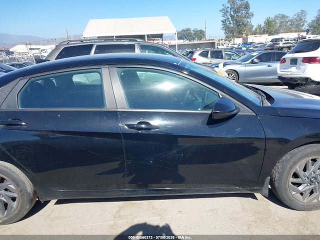 KMHLM4DGXRU731746 Hyundai ELANTRA SEL