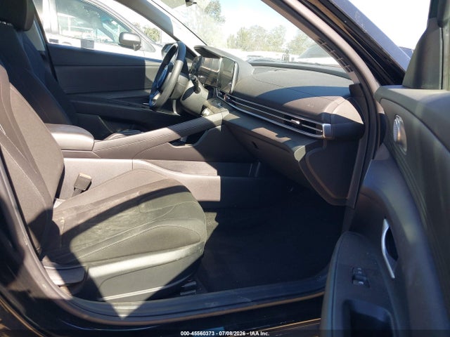 KMHLM4DGXRU731746 Hyundai ELANTRA SEL