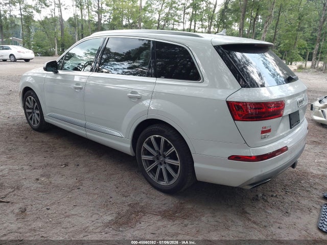 Продажа на аукционе авто 2018 Audi Q7 3.0t Premium, vin: WA1VAAF76JD038575, номер лота: 45560392