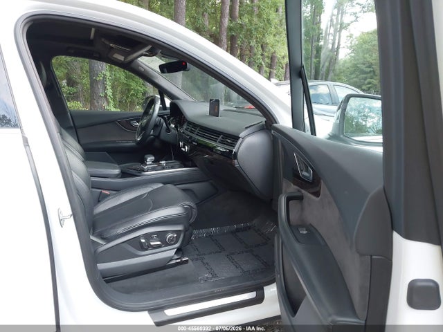 Продажа на аукционе авто 2018 Audi Q7 3.0t Premium, vin: WA1VAAF76JD038575, номер лота: 45560392