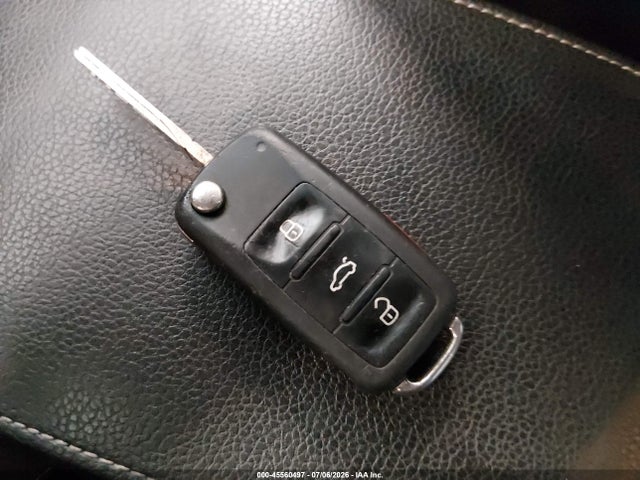45560497 :رقم المزاد ، 3VWD17AJ3HM387633 vin ، 2017 Volkswagen Jetta 1.8t Sport مزاد بيع