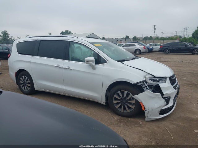 Aukcja sprzedaży 2021 Chrysler Pacifica Hybrid Touring L, vin: 2C4RC1L79MR585802, numer aukcji: 45560524