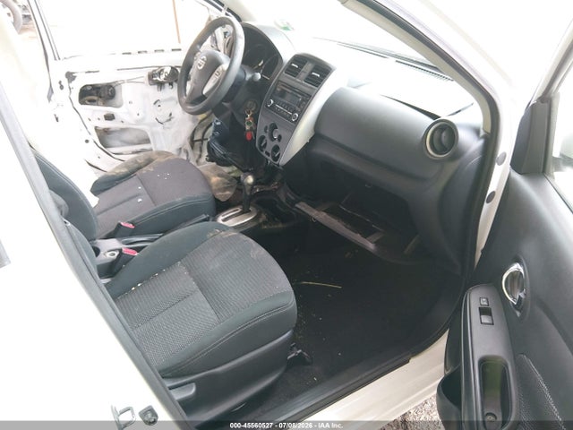 3N1CN7APXHK459885 Nissan Versa 1.6 Sv