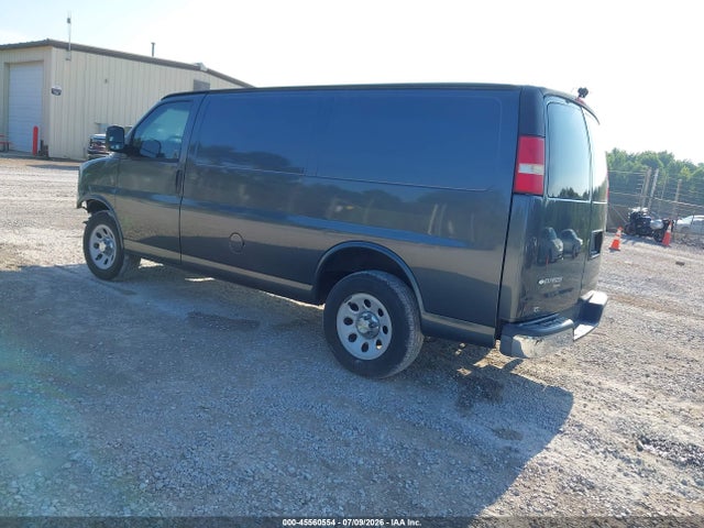 Chevrolet Express 1500 Work Van 2014 1GCSGAFX0E1110076 Image 3