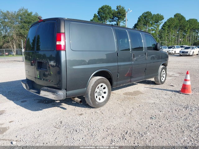 Chevrolet Express 1500 Work Van 2014 1GCSGAFX0E1110076 Image 4