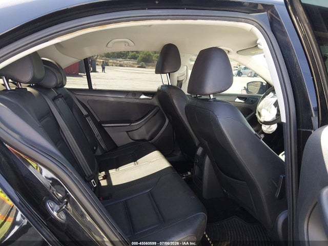 45560599 :رقم المزاد ، 3VWD17AJ7EM437073 vin ، 2014 Volkswagen Jetta 1.8t Se مزاد بيع