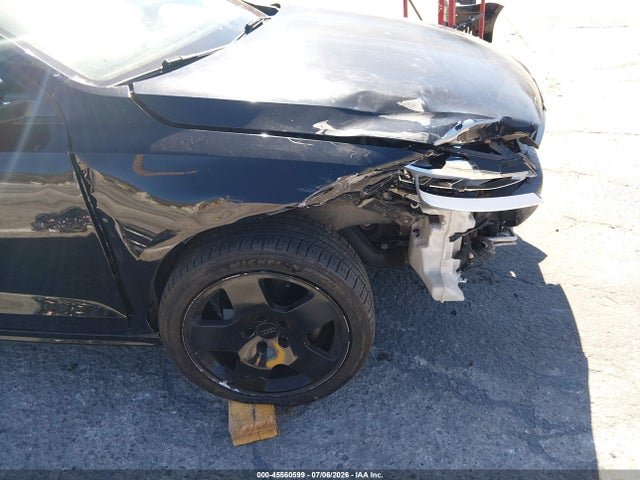 45560599 :رقم المزاد ، 3VWD17AJ7EM437073 vin ، 2014 Volkswagen Jetta 1.8t Se مزاد بيع