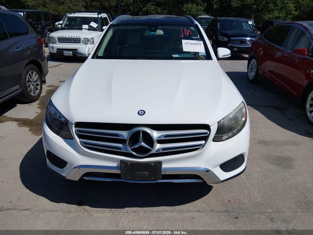 45560699 :رقم المزاد ، WDC0G4KB5HF184212 vin ، 2017 Mercedes-benz Glc 300 4matic مزاد بيع