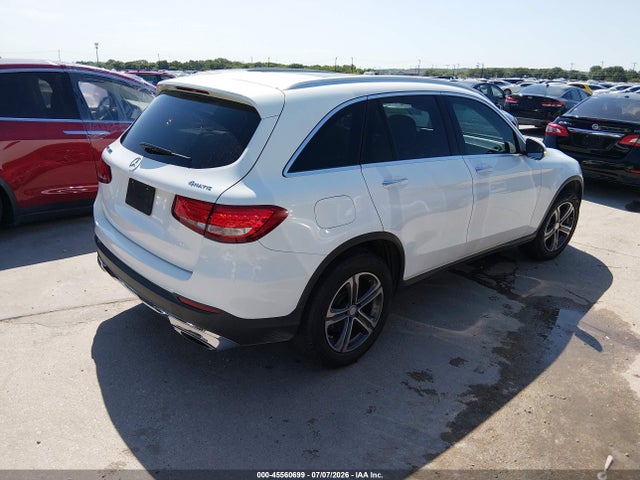 45560699 :رقم المزاد ، WDC0G4KB5HF184212 vin ، 2017 Mercedes-benz Glc 300 4matic مزاد بيع