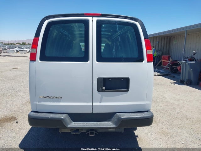 1GCZGHFG8J1316859 Chevrolet Express 3500 Work Van
