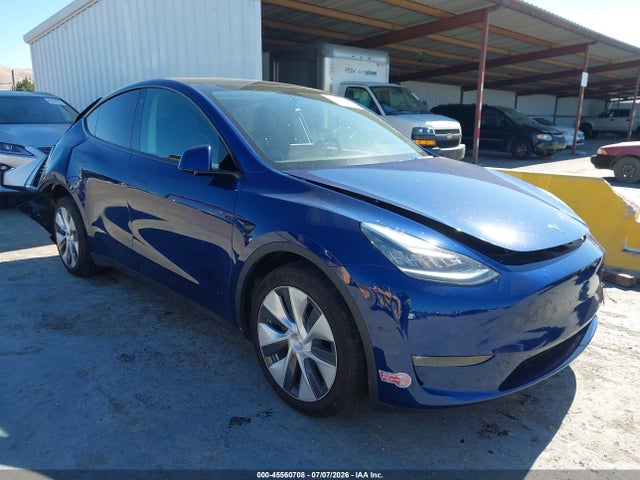 45560708 :رقم المزاد ، 5YJYGDEEXMF213782 vin ، 2021 Tesla Model Y Long Range Dual Motor All-wheel Drive مزاد بيع