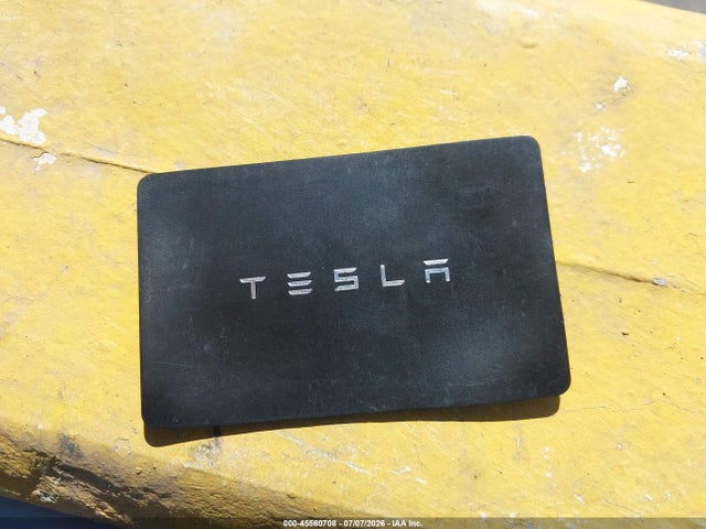 Продаж на аукціоні авто 2021 Tesla Model Y Long Range Dual Motor All-wheel Drive, vin: 5YJYGDEEXMF213782, номер лоту: 45560708