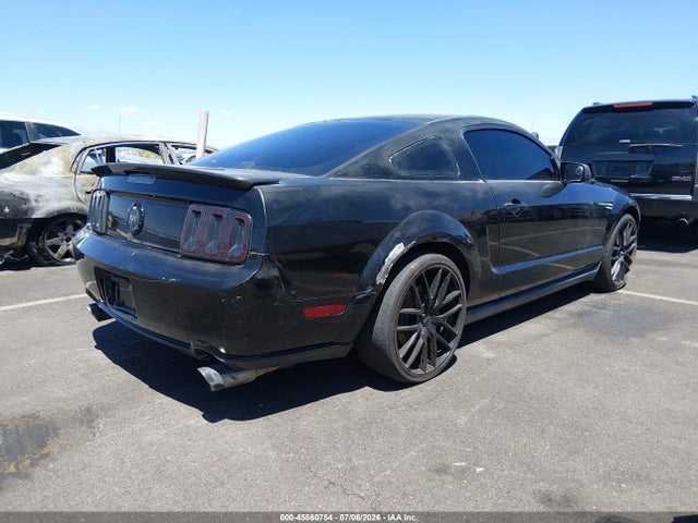 2006 Ford Mustang Gt მანქანა იყიდება აუქციონზე, vin: 1ZVFT82H165214975, აუქციონის ნომერი: 45560754
