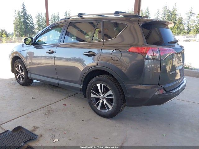 Toyota Rav4 Xle 2017 JTMRFREV7HJ114517 Image 3