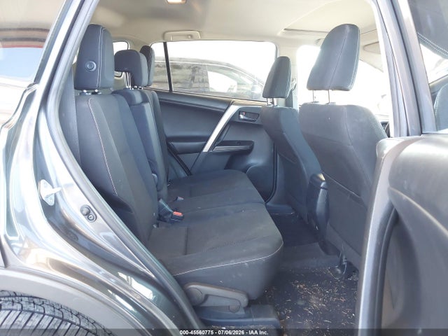 Toyota Rav4 Xle 2017 JTMRFREV7HJ114517 Image 8