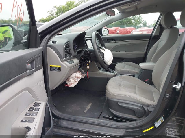 Hyundai ELANTRA SEL 2018 5NPD84LF8JH270664 Image 16