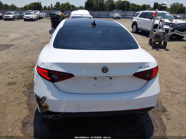 Продажа на аукционе авто 2017 Alfa Romeo Giulia Ti Rwd, vin: ZARFAECN0H7550089, номер лота: 45560814