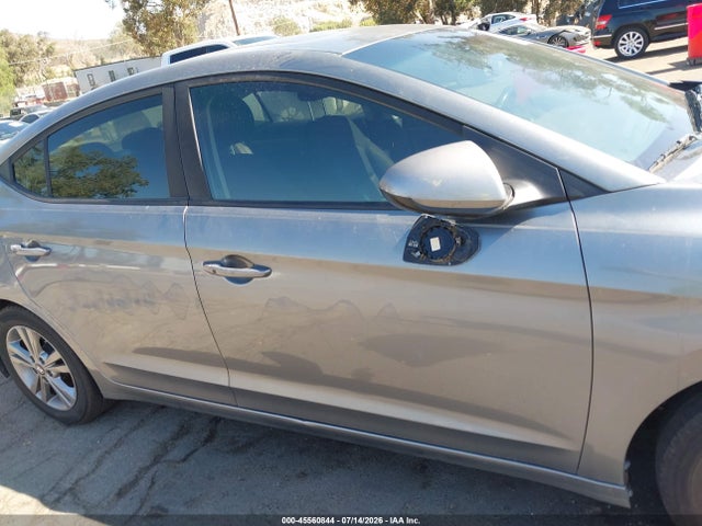 2018 Hyundai Elantra Value Edition მანქანა იყიდება აუქციონზე, vin: KMHD84LF8JU532426, აუქციონის ნომერი: 45560844
