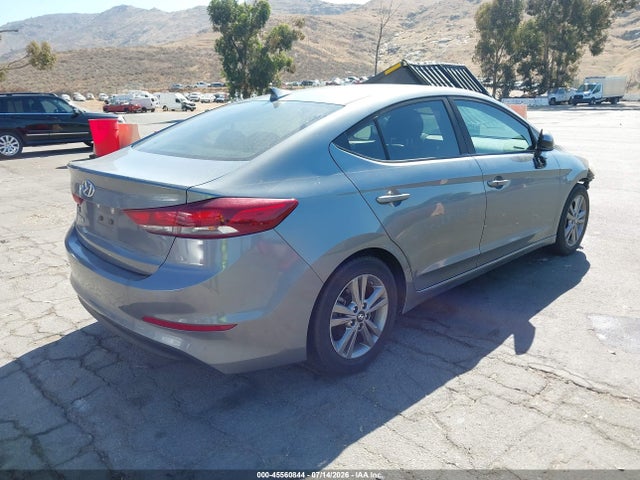 2018 Hyundai Elantra Value Edition მანქანა იყიდება აუქციონზე, vin: KMHD84LF8JU532426, აუქციონის ნომერი: 45560844